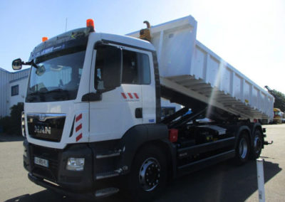 Camion à bennes de 3,5 à 26 tonnes